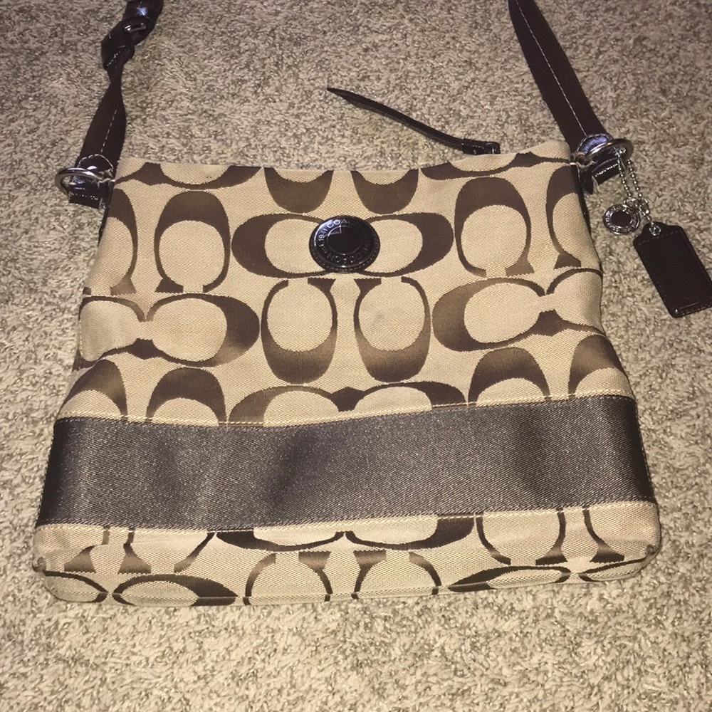 Crossbody bag